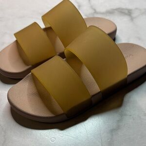 Vince Translucent Slide Sandals